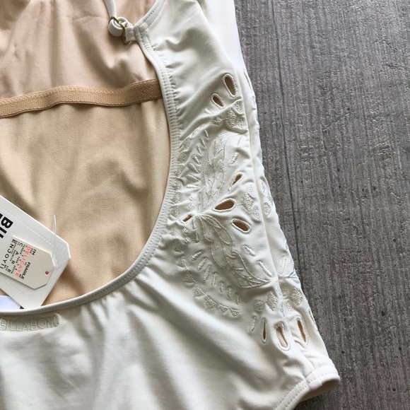 π₯π₯BILLABONG - CUT OUT BRIGHT PIECEπ₯π₯ - Picture 6 of 7